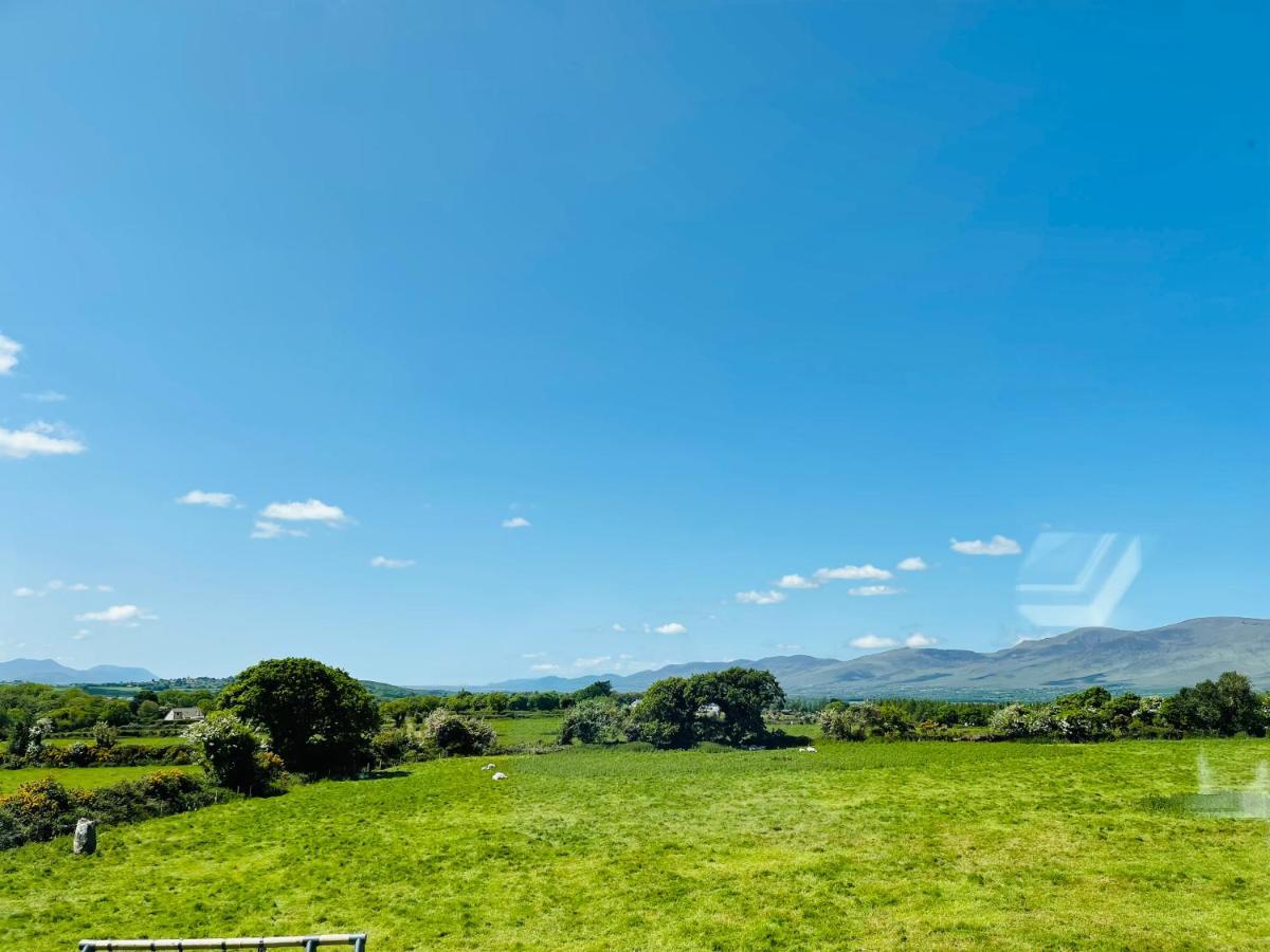 Country View House 호텔 Milltown  외부 사진