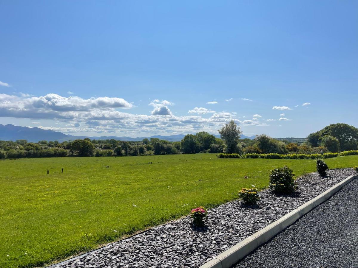 Country View House 호텔 Milltown  외부 사진
